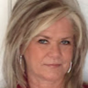 Meet your Posher, Cyndi